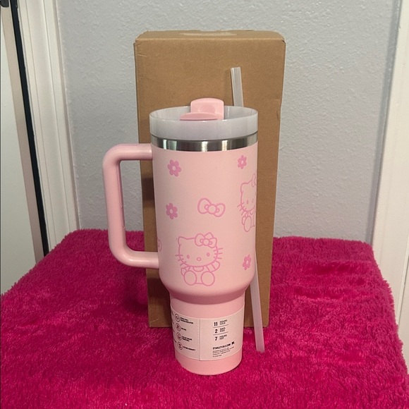 Stanley Pink Hello Kitty Quencher Tumbler - Picture 2 of 4